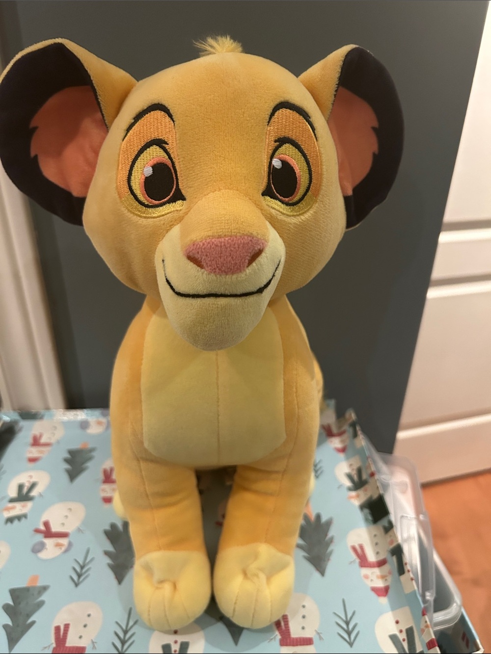 Disney The Lion King - Young Simba 17” Large Plush like new